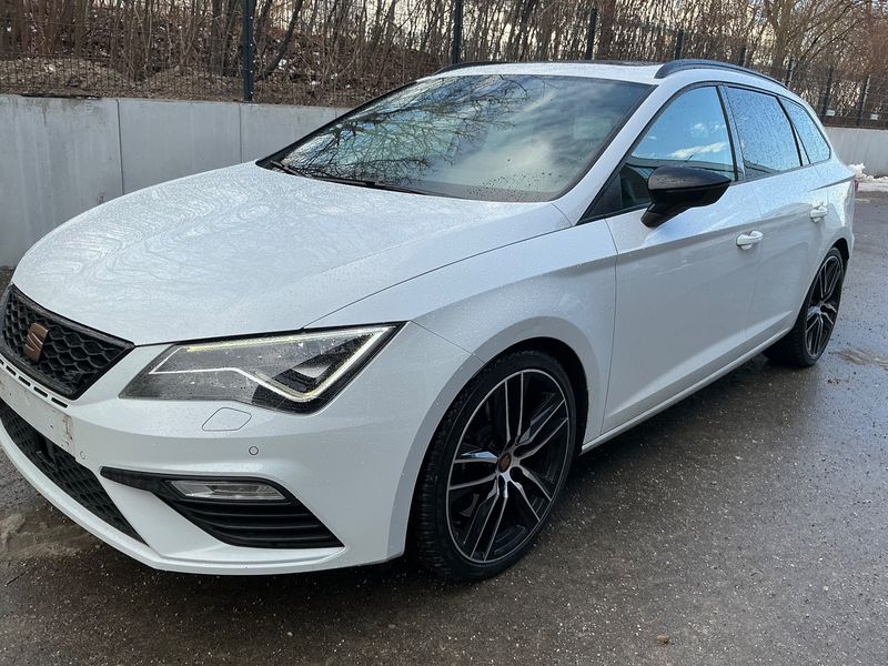 Leon 2.0 TSI Cupra 300 4Drive