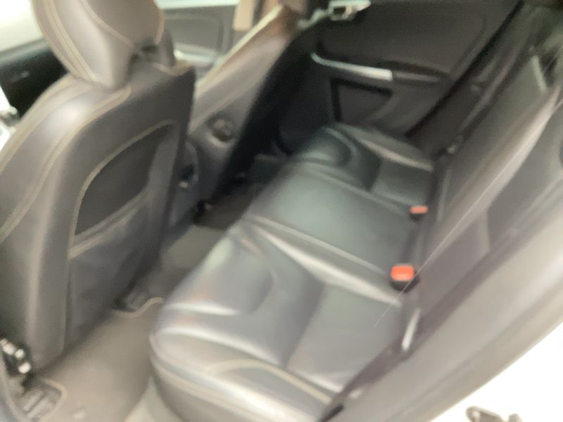 Интериор (назад)