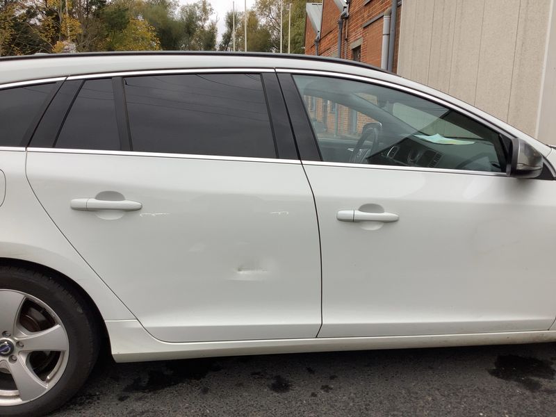 Екстериор дясно