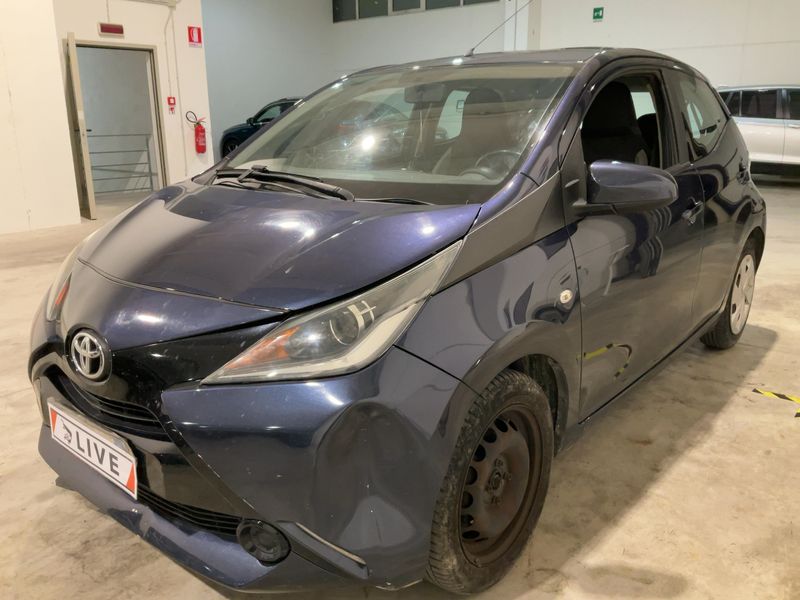 Aygo 1.0 X-Play