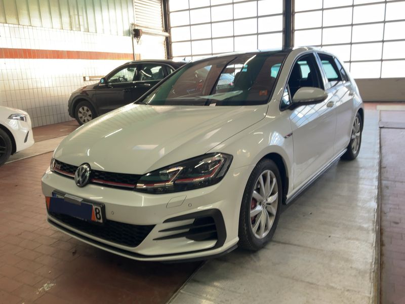 Golf VII 2.0 TSI GTI Performance BlueMotion