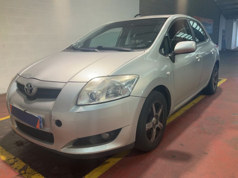 Auris 2.0 D-4D Active