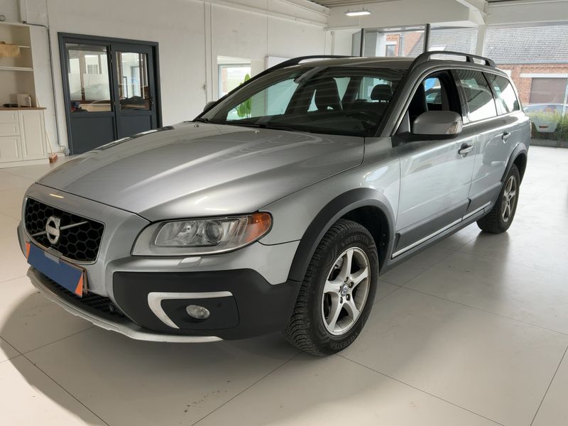 XC70 2.4 D4 Summum AWD