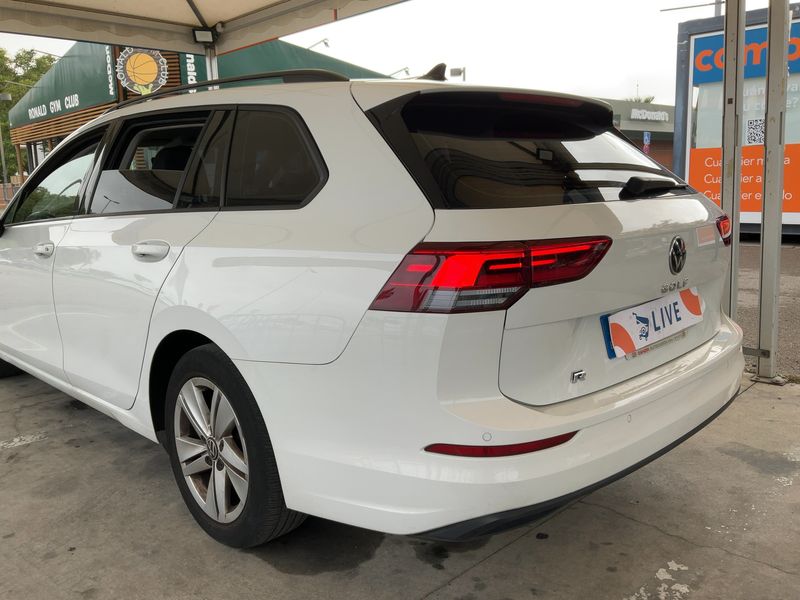 Задна лява страна