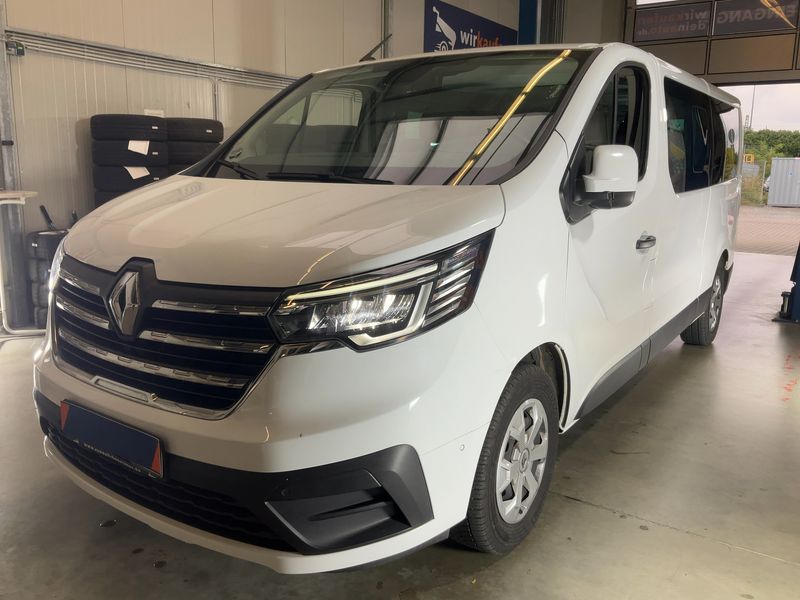 Trafic 2.0 BLUE dCi L2H1 3,0t (8/9 Sitze) Life