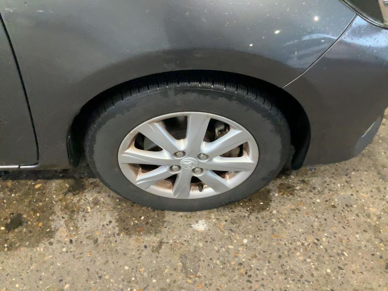 Предна дясна гума