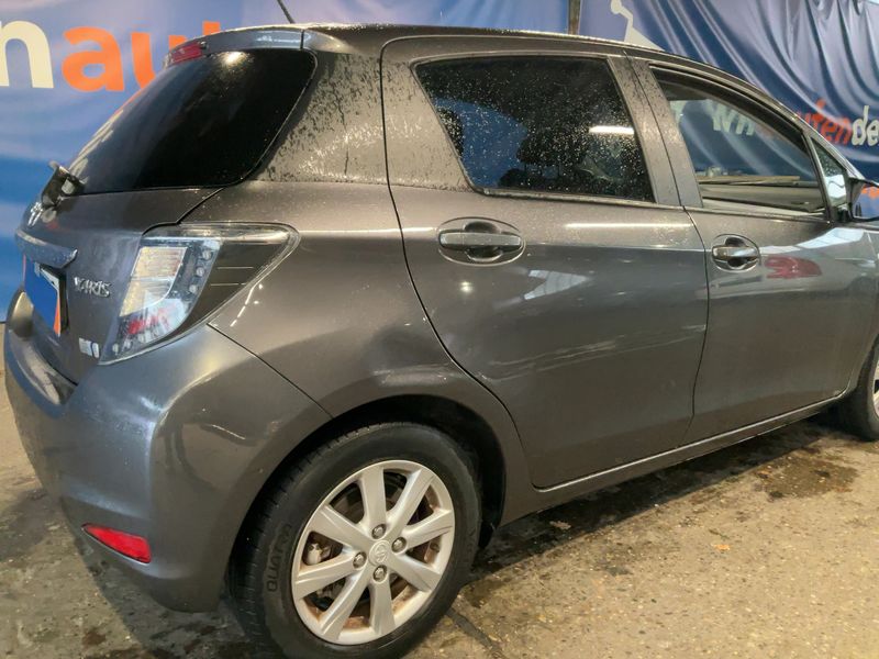 Задно дясно