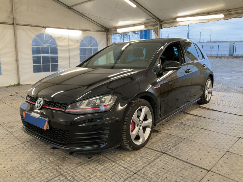 Golf VII 2.0 TFSI GTI "Performance" BlueMotion