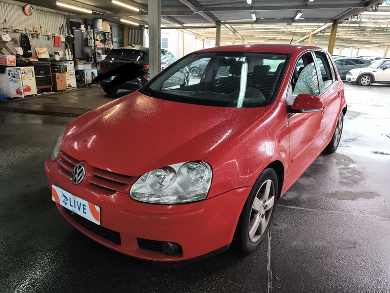 Golf V 1.6 FSI Sportline