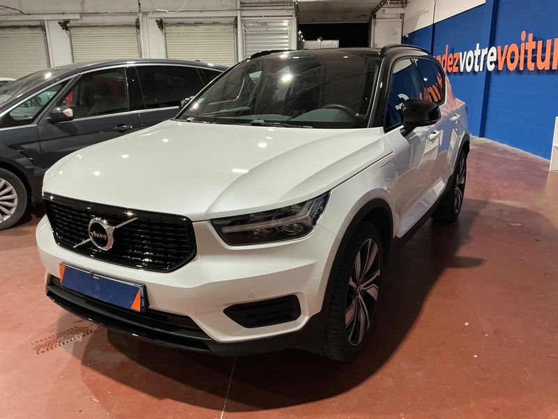 XC40 1.5 T5 Recharge Plug-in Hybrid R Design 2WD