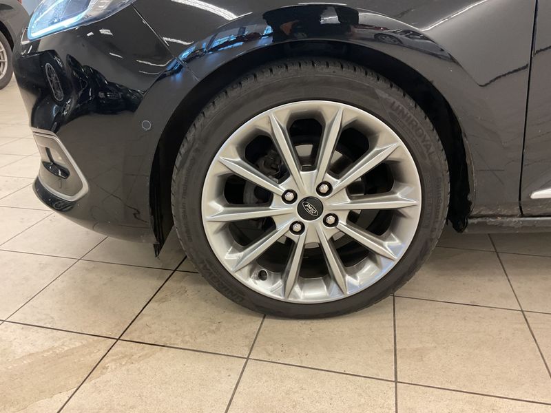 Предна лява гума