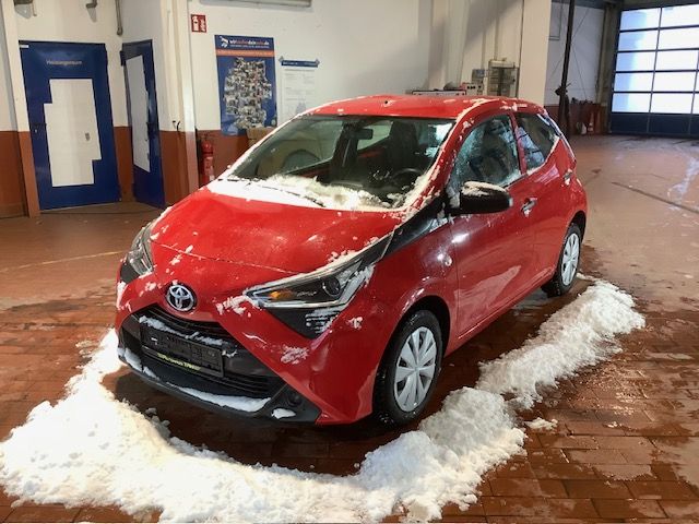 Aygo 1.0-VVT-i X