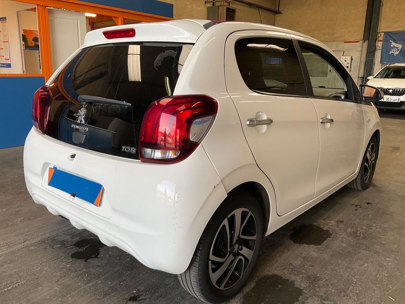 Задно дясно