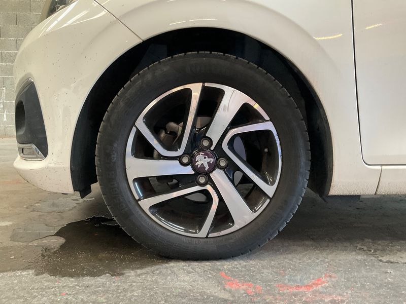 Предна лява гума