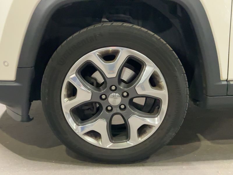 Предна лява гума