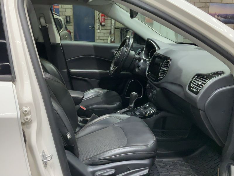 Интериор пред