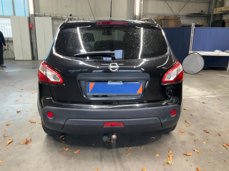 Задната част