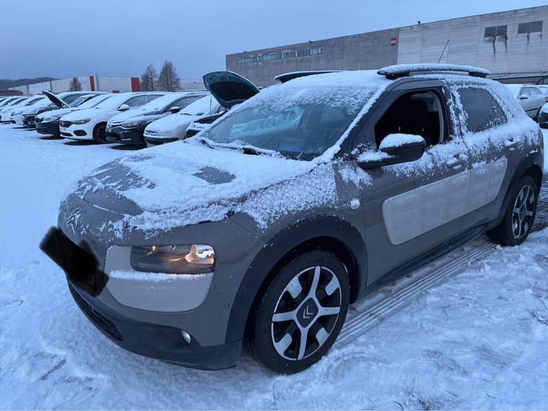 C4 Cactus 1.2 e-VTi Shine