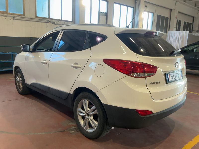 Задна лява страна