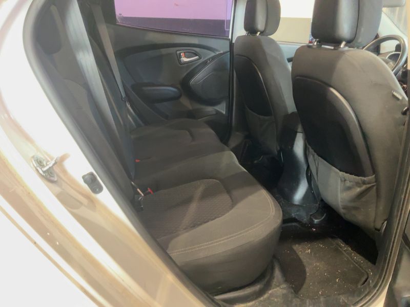 Интериор (назад)