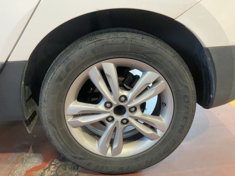 Задна лява гума