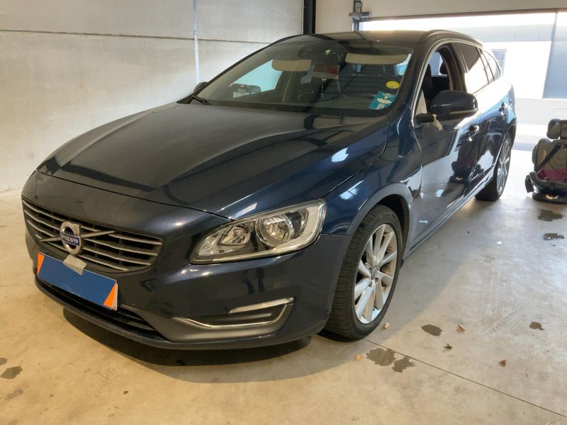 V60 1.6 D Summum