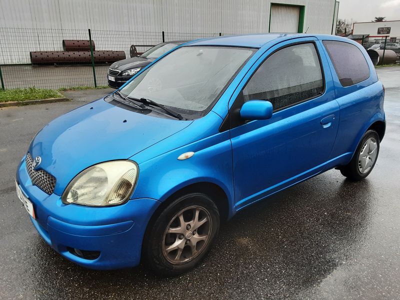 Yaris 1.4 D-4D Bleue