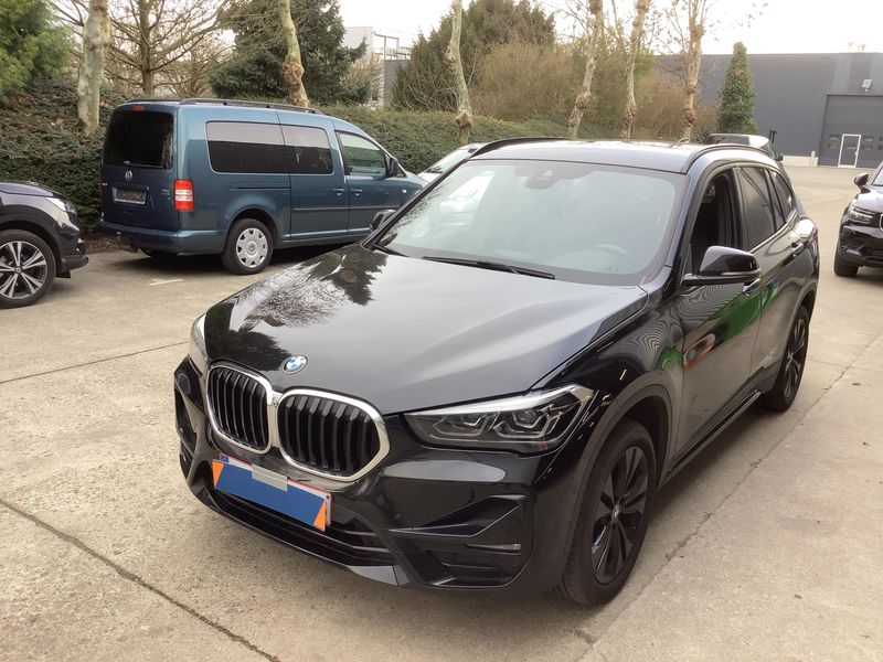 X1 sDrive 18i Sport Line