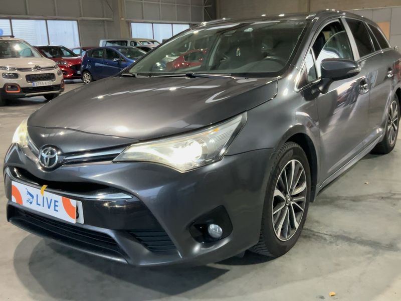 Avensis 2.0 D-4D Advance